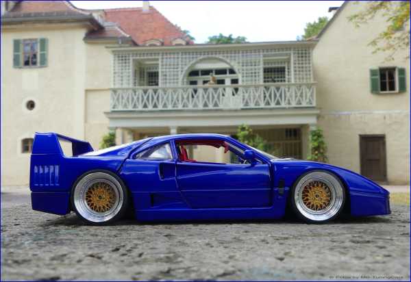 1:18 Ferrari F40 GTO + 3tlg.BBS Alu-Felgen + BBR Vitrine = UNIKAT